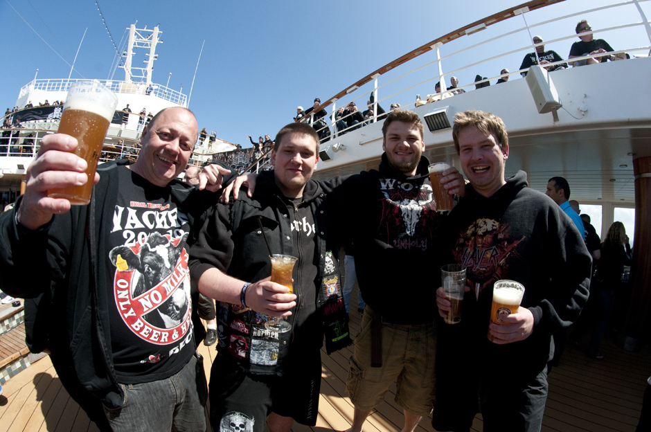 Mambo Kurt live, Full Metal Cruise 2013