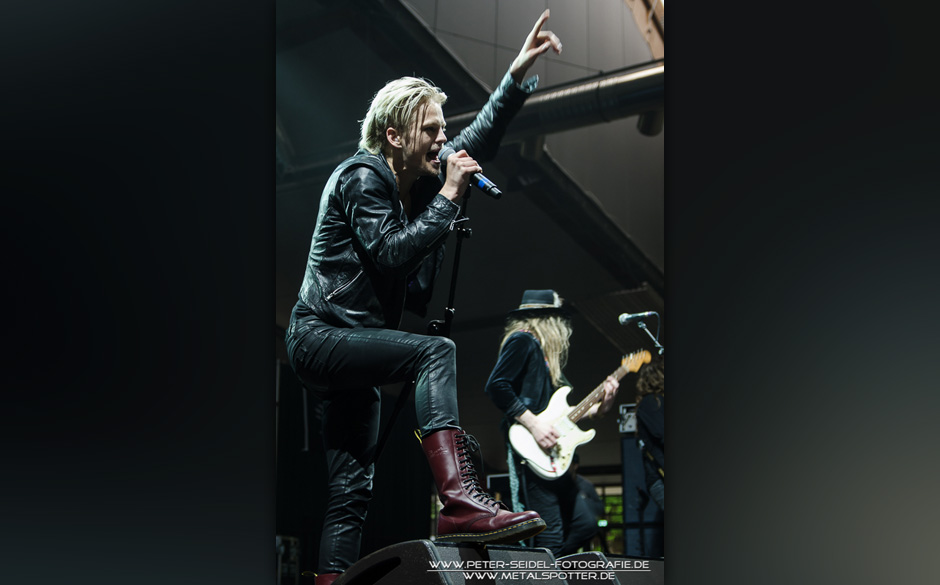 H.E.A.T. beim HiRock Festival 2013