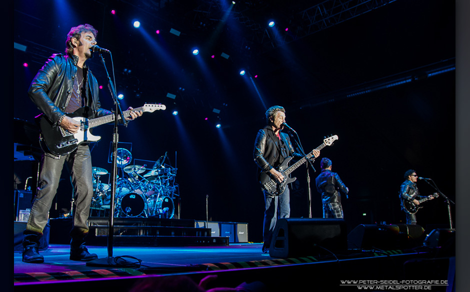 Journey beim HiRock Festival 2013