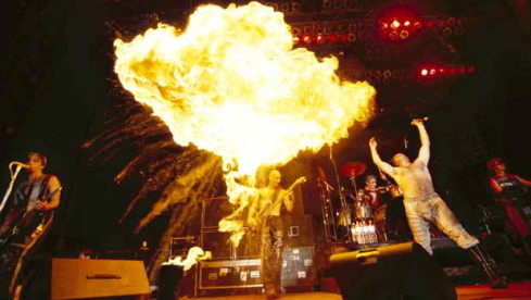 Rammstein, Pressebild 2011, entstanden 1999