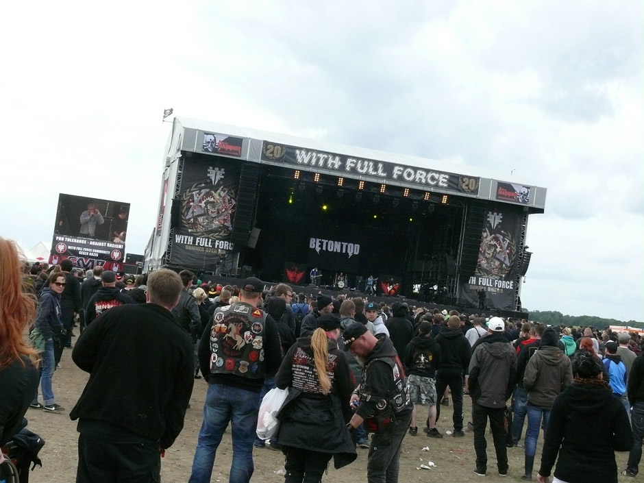 Fans und Atmo, With Full Force 2013