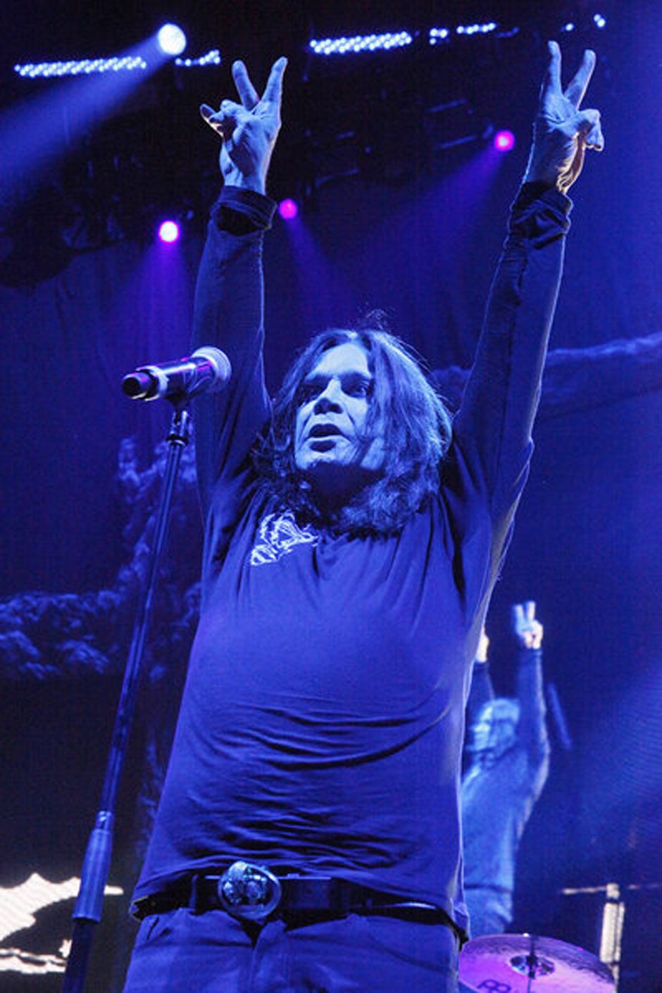 Black Sabbath *** Local Caption *** (News-Item): Black Sabbath are seen here in concert in Philadelphia's Wells Fargo Center.