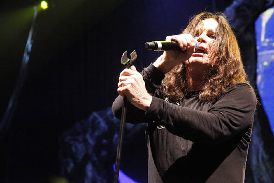 Black Sabbath *** Local Caption *** (News-Item): Black Sabbath are seen here in concert in Philadelphia's Wells Fargo Cent...