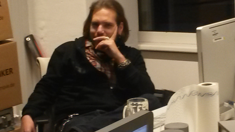 Virtuelle Manowar-Listening-Session