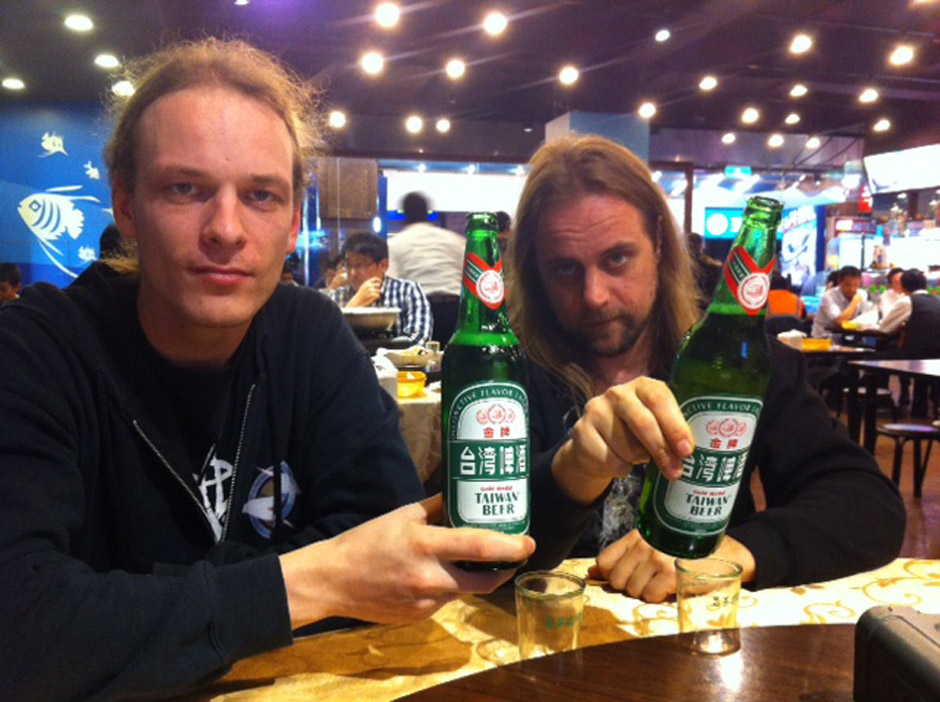 Leaves’ Eyes + Atrocity in Taipei