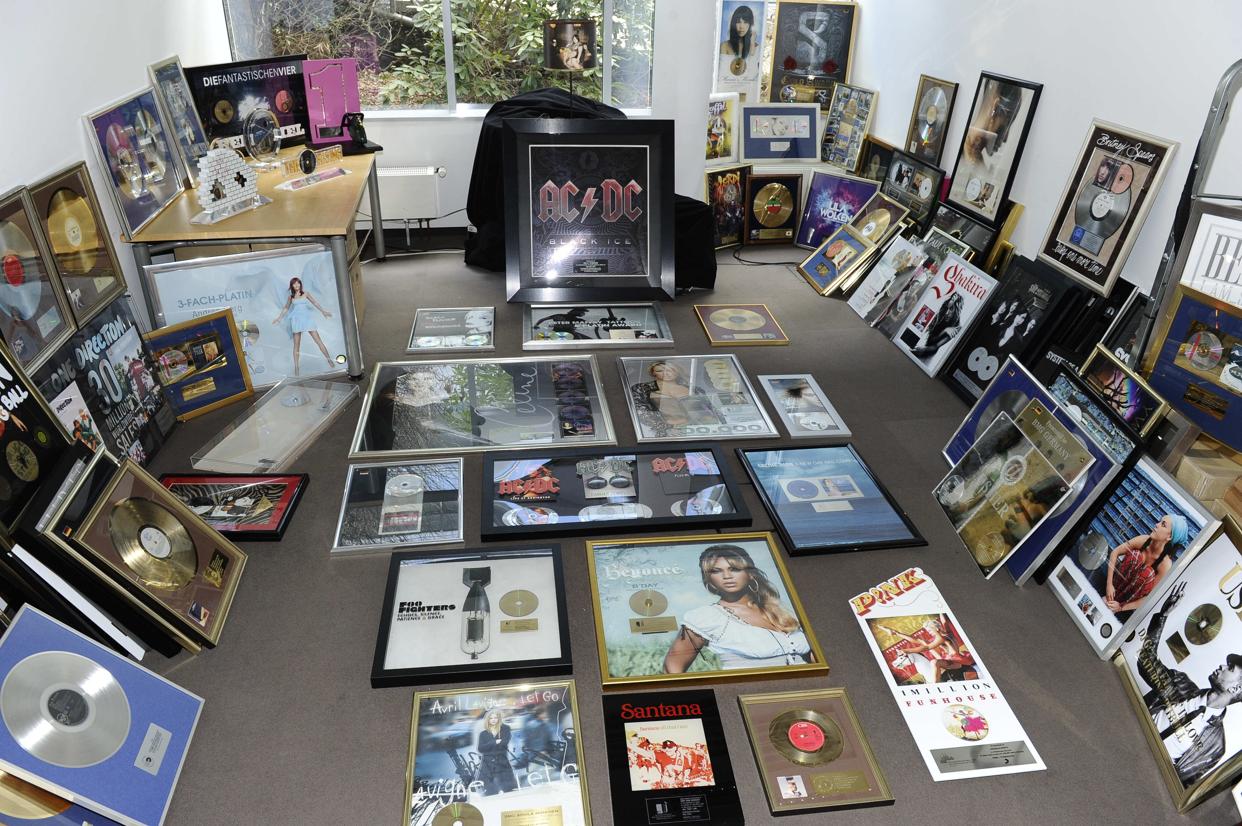 Sony Music Awards  / 
Sony Music Awards - Versteigerung / 
München / Donnerstag, 20. Februar 2014 / 
Foto: BMC-Picture/Do...