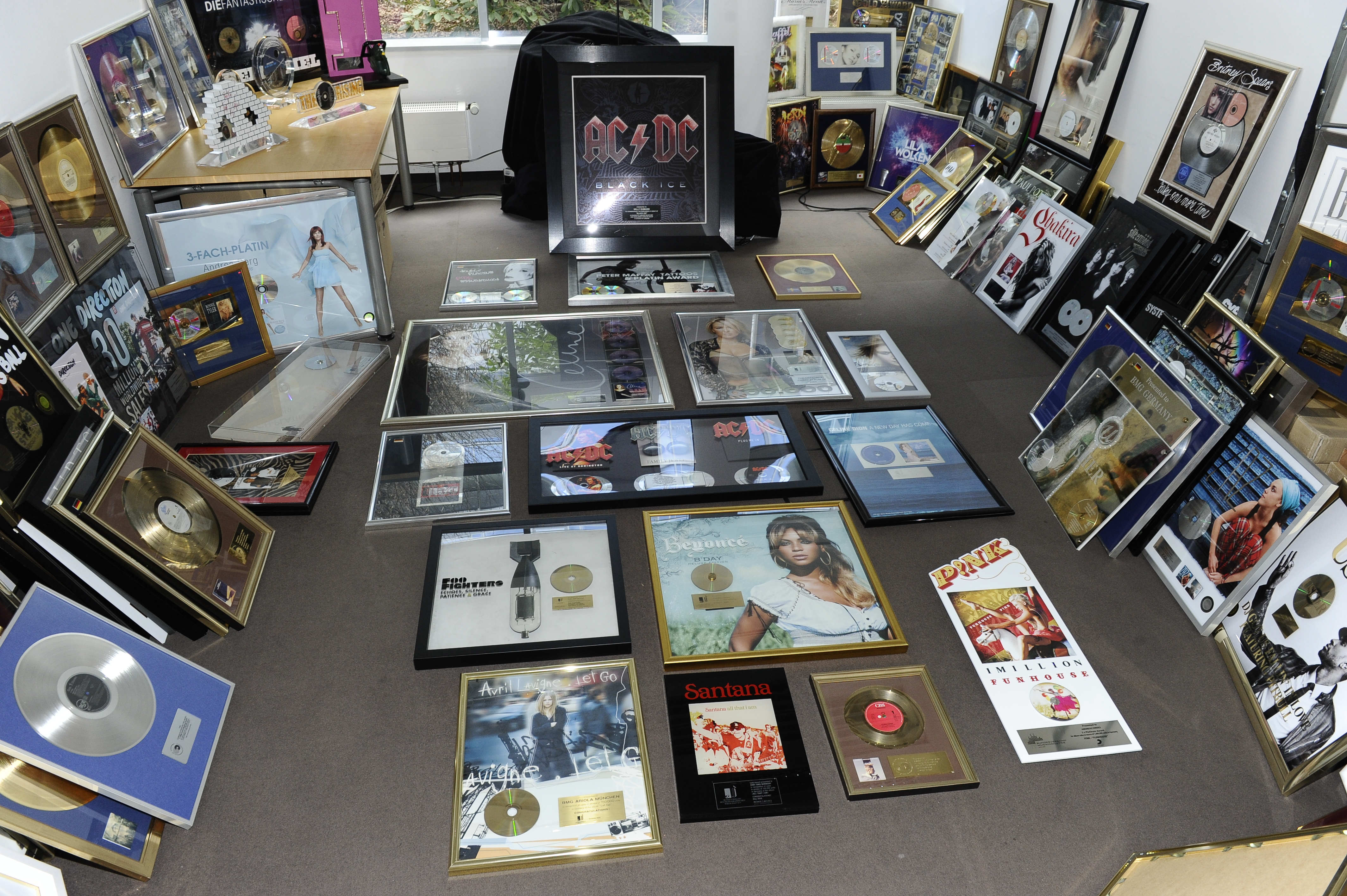 Sony Music Awards  / 
Sony Music Awards - Versteigerung / 
München / Donnerstag, 20. Februar 2014 / 
Foto: BMC-Picture/Do...