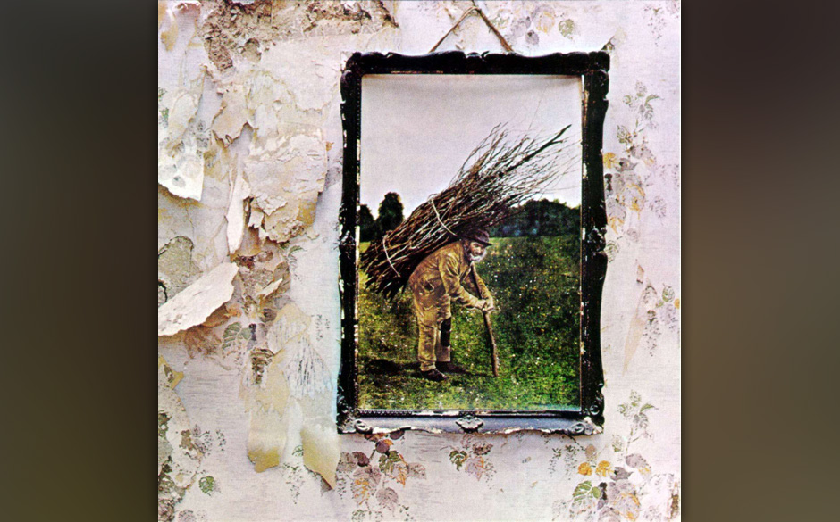 4. Led Zeppelin: 'IV' (1971)
Eine Platte voller fieser, bluesig knurrender Riffmonster – von 'Black Dog' über 'Misty Mo...