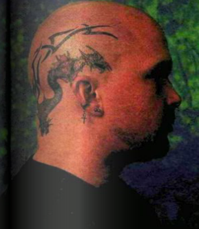 Danach kamen der Kahlschlag und die Tattoos auf dem Kopf...