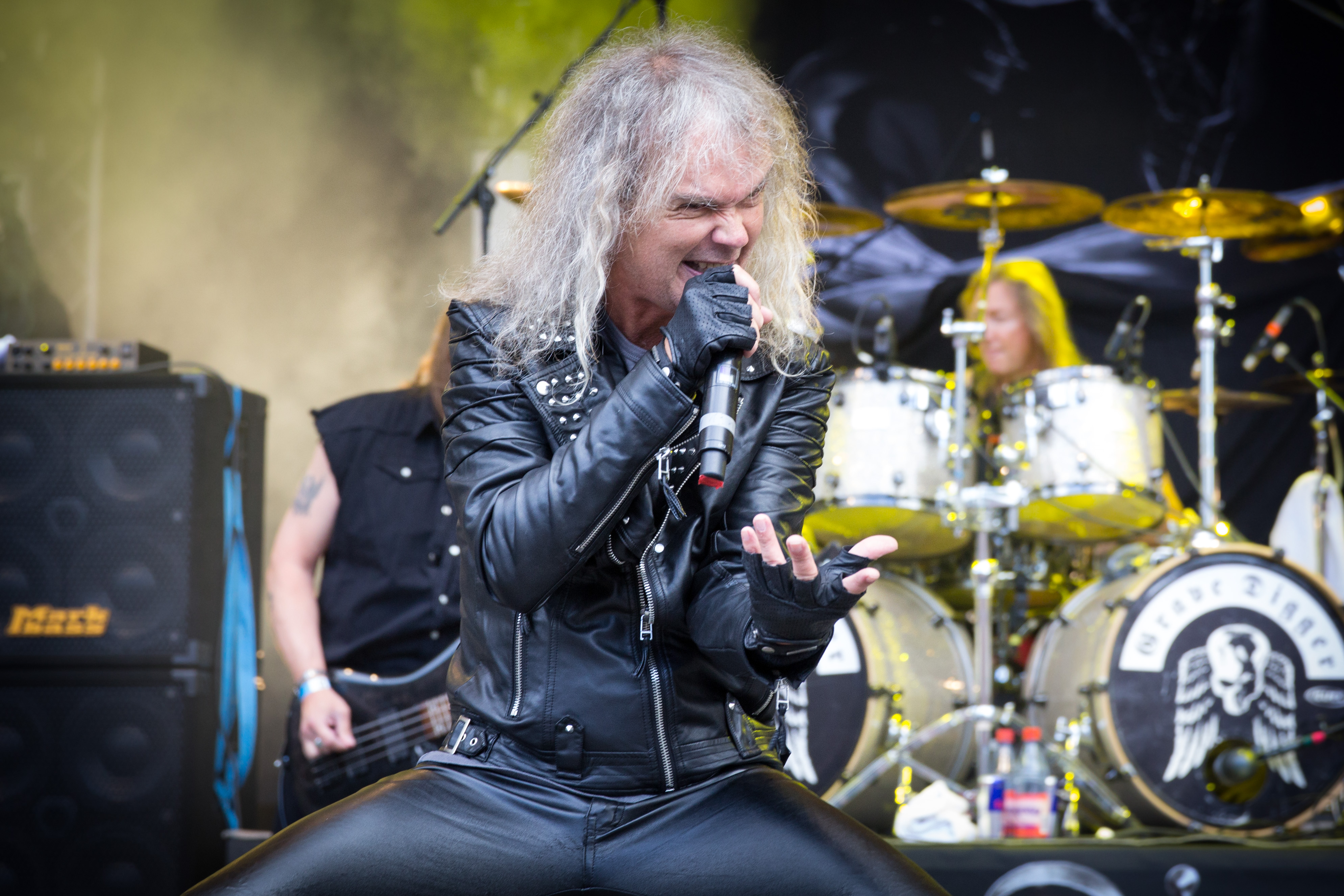 Resurrection Day: Nach der Midtempo-Nummer nun wieder Vollgas! Ein wenig erinnert ‘Resurrection Day’ an frühe Priest-...