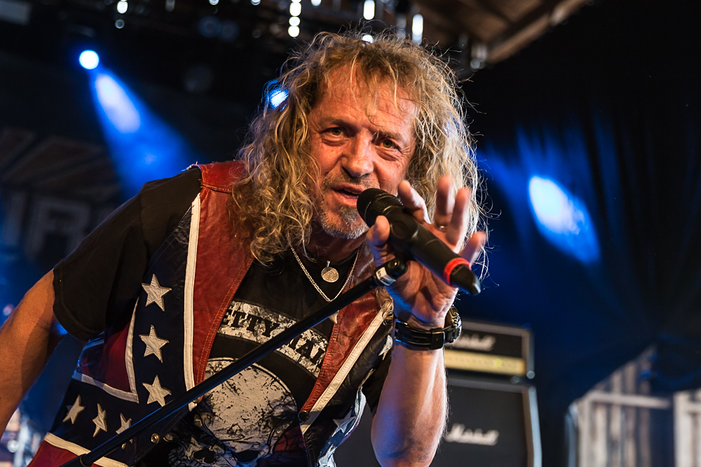 Bonfire - Pyras Classic Rock 2014 - 9-8-2014_0008.jpg