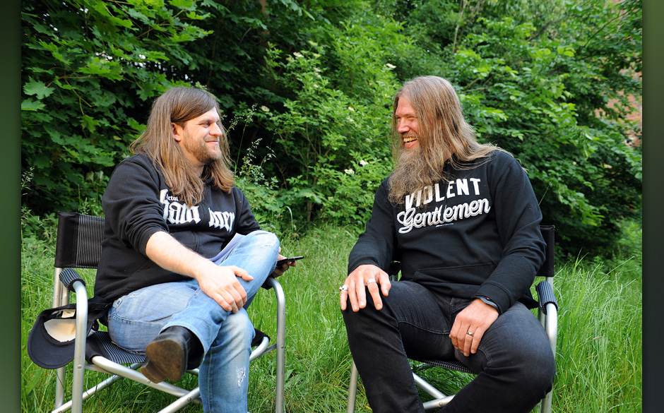 Beim Videodreh zu Amon Amarths ‘Deceiver Of The Gods’