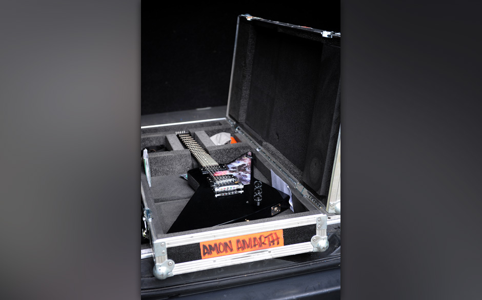 Beim Videodreh zu Amon Amarths ‘Deceiver Of The Gods’