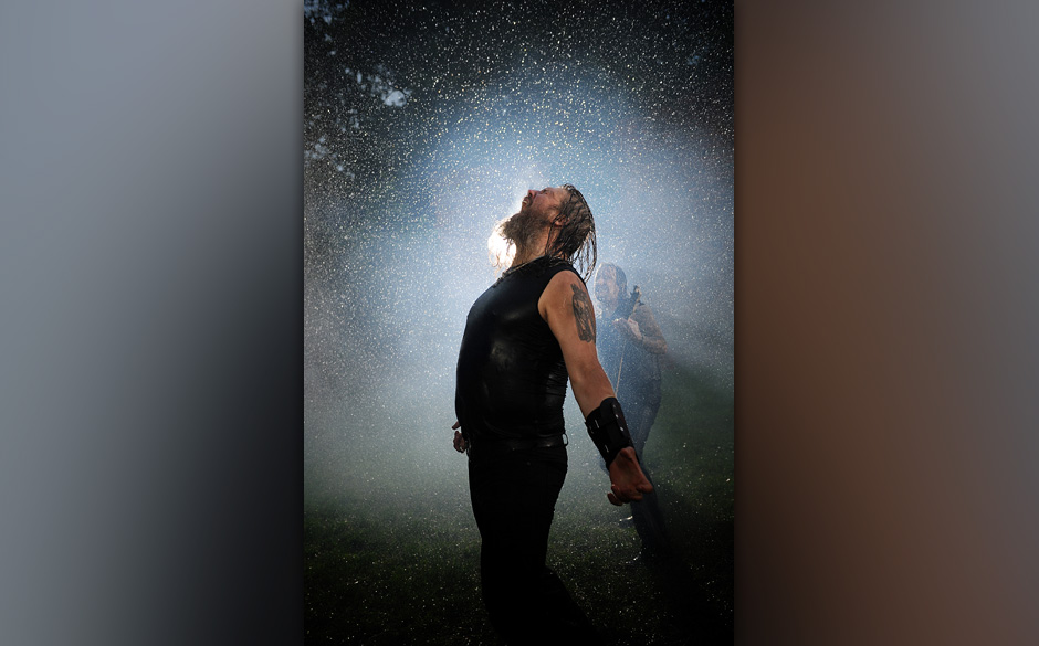 Beim Videodreh zu Amon Amarths ‘Deceiver Of The Gods’