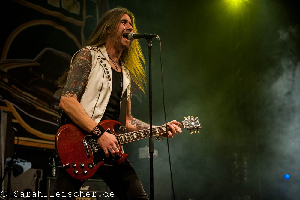 Bonfire live, 06.11.2014, Oberhausen: Turbinenhalle
