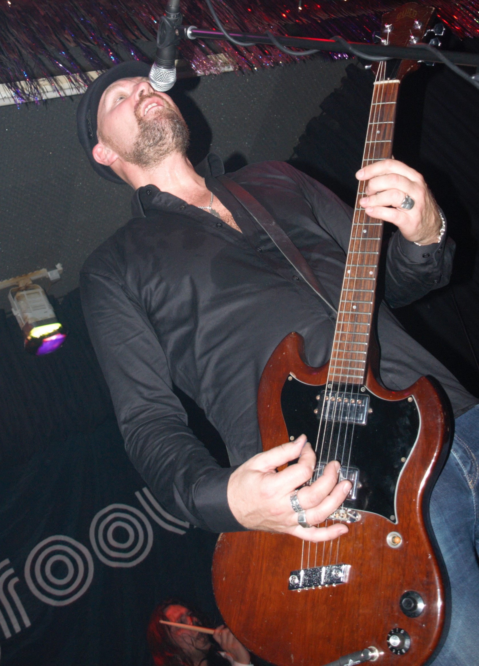 Packe bei ‘Dead Woman’