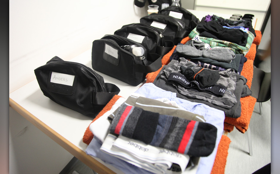 Backstage bei In Flames + Papa Roach + Wovenwar + While Shee Sleeps, Tour 2014