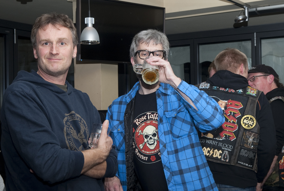 AC/DC-Releaseparty zu ROCK OR BUST, 27.11., Hamburg: Hardrock Cafe