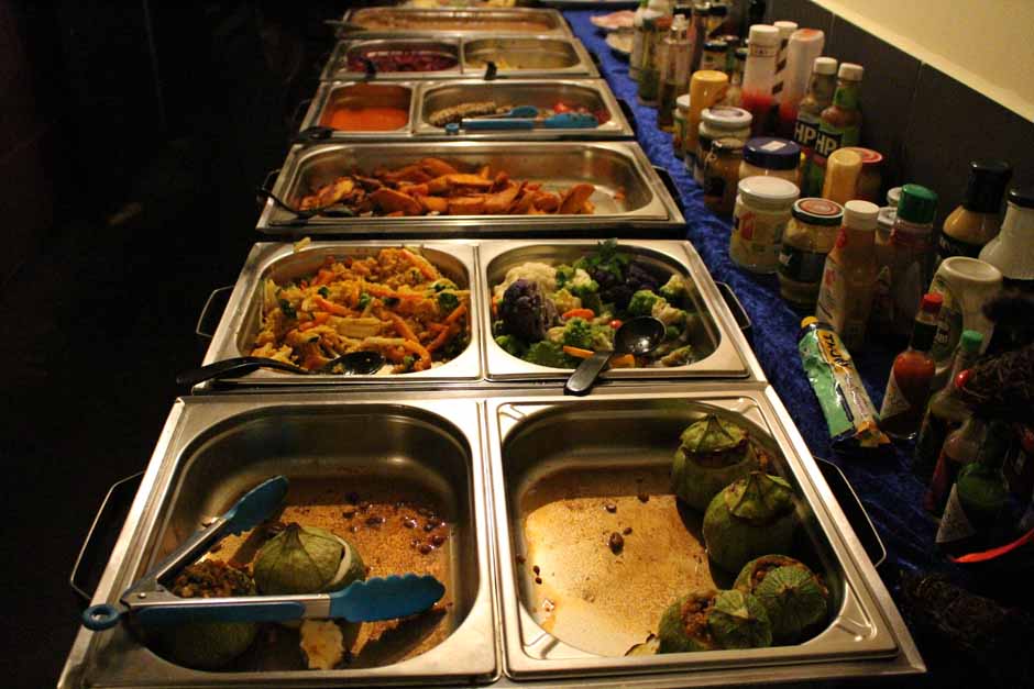 Backstage bei Heaven Shall Burn + Parkway Drive + Northlane + Carnifex, Tour 2014