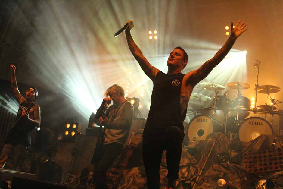 Backstage bei Heaven Shall Burn + Parkway Drive + Northlane + Carnifex, Tour 2014