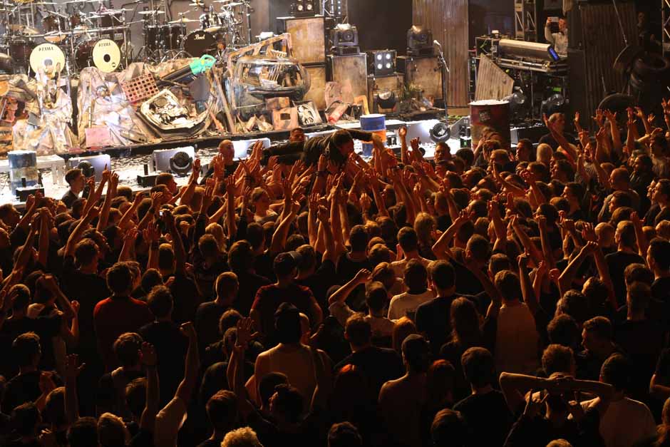 Backstage bei Heaven Shall Burn + Parkway Drive + Northlane + Carnifex, Tour 2014