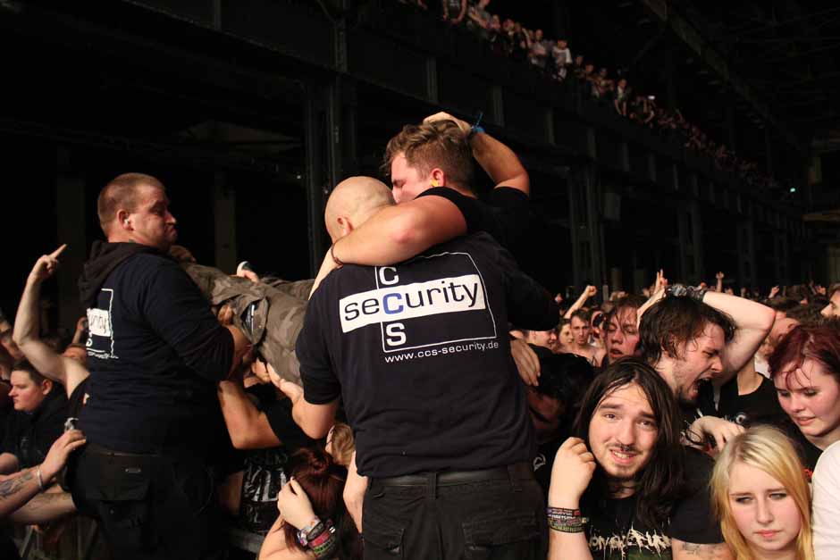 Backstage bei Heaven Shall Burn + Parkway Drive + Northlane + Carnifex, Tour 2014