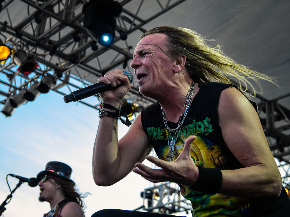 70.000 Tons Of Metal Kreuzfahrt 2015