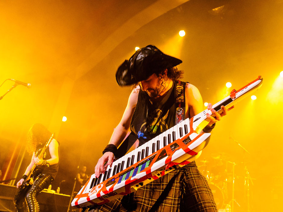 70.000 Tons Of Metal Kreuzfahrt 2015