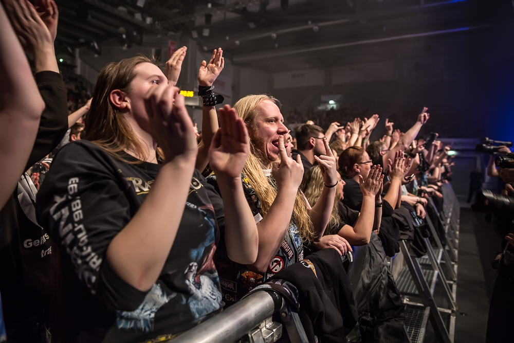 Hammerfall live, 07.02.2015, Bamberg, Brose Arena