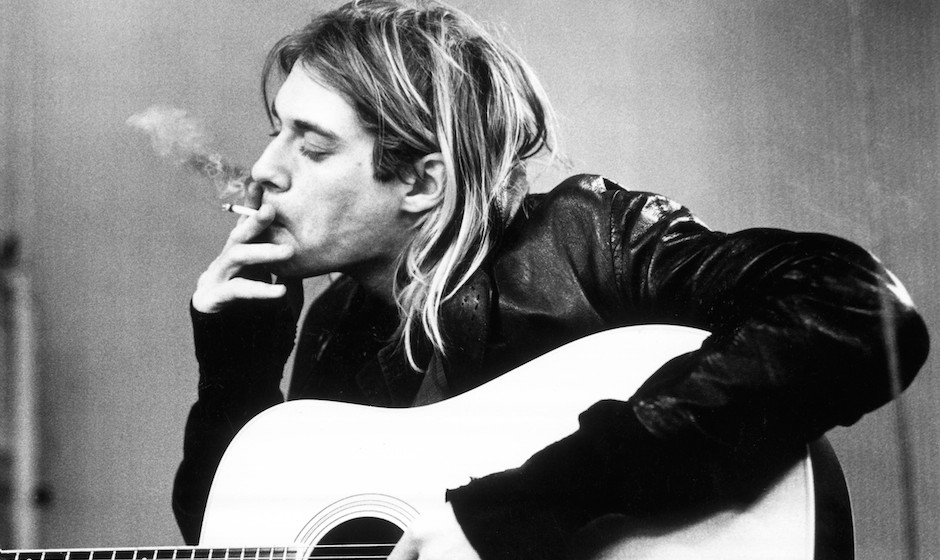NETHERLANDS - NOVEMBER 25:  HILVERSUM  Photo of Kurt COBAIN and NIRVANA, Kurt Cobain recording in Hilversum Studios smoking c