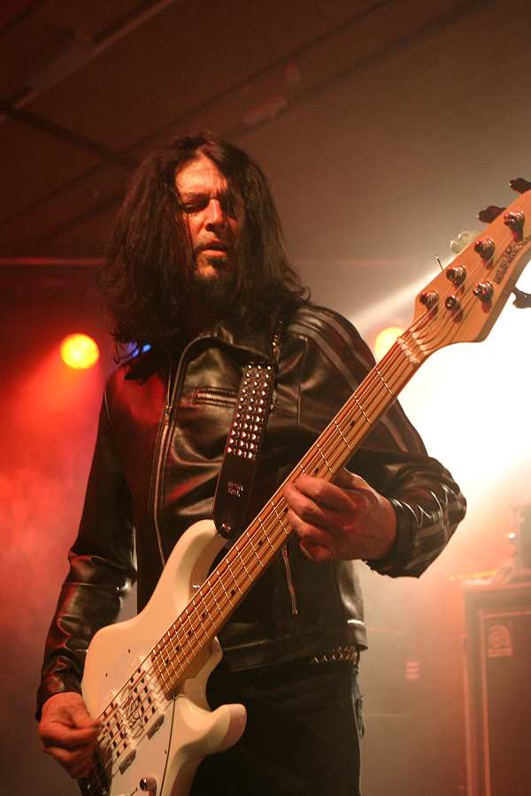 Sanctuary live, 07.03.2015, Wörgl