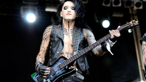 Ashley Purdy beim Black Veil Brides-Auftritt bei Rock am Ring im Jahr 2011