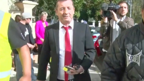 Phil Rudd (Ex-AC/DC) bei seinem Gerichtstermin am 21. April 2015