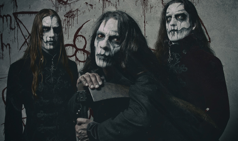 Carach Angren - Drummer Ivo 'Namtar' Wijers vermutlich links im Bild