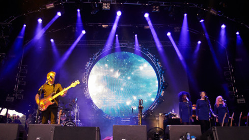 MANCHESTER, UNITED KINGDOM - JULY 06: Steve Mac and Colin Wilson of Australian Pink Floyd performs on stage at Live From J...
