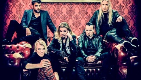 Apocalytptica zusammen mit Franky Perez