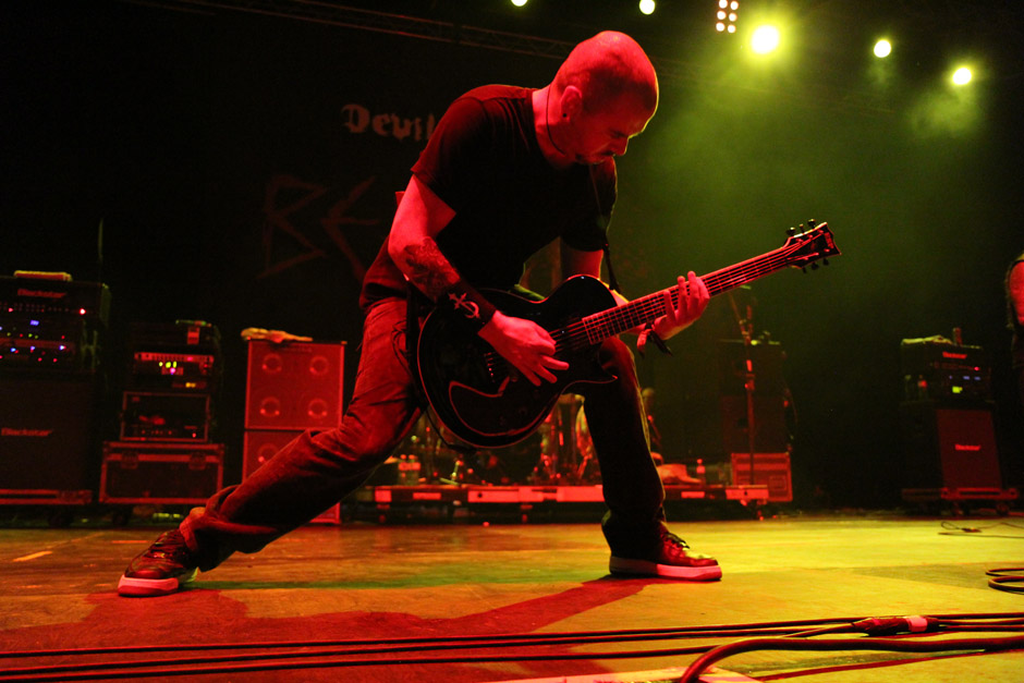 Devildriver live, Earshakerday 2012