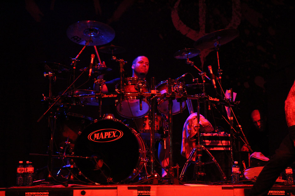 Devildriver live, Earshakerday 2012