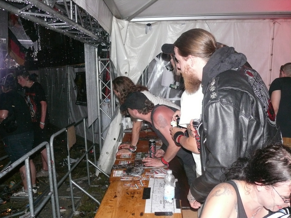 With Full Force 2012: Fans und Freaks