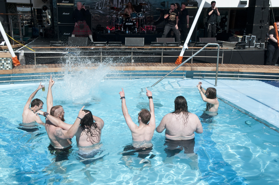 Van Canto live, Full Metal Cruise 2013