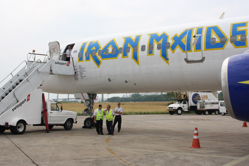 Iron Maiden und ihre Ed Force One