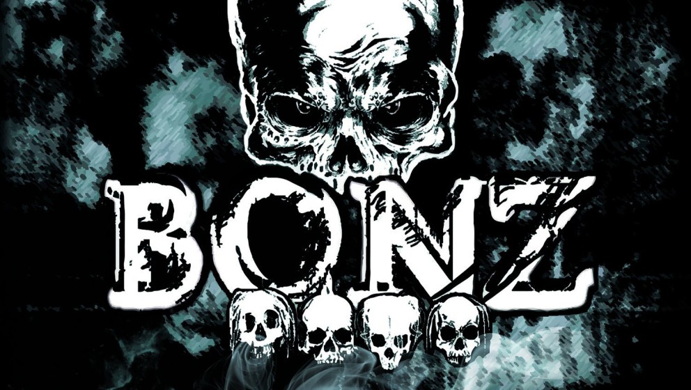 Bonz - BROKEN SILENCE

Besonders negativ fiel im März allerdings Rapper und Sänger Bonz (Stuck Mojo) mit seinem völlig ...
