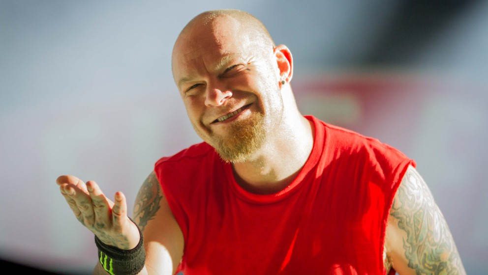 Five Finger Death Punch auf dem Rock Im Revier 2015