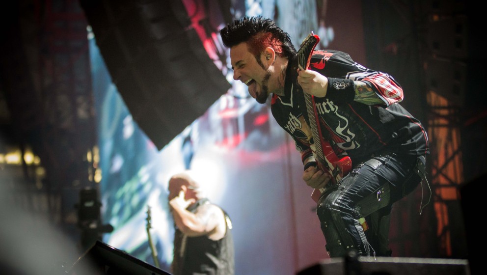 Five Finger Death Punch auf dem Rock Im Revier 2015