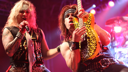 Auf Tour mit Steel Panther 2015