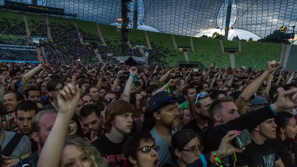 Die Besucher beim Rockavaria