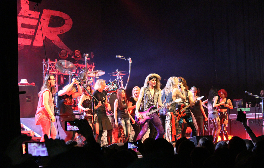 Auf Tour mit Steel Panther 2015