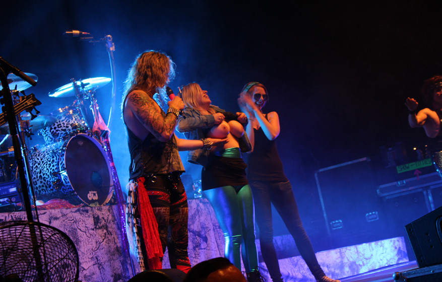 Auf Tour mit Steel Panther 2015