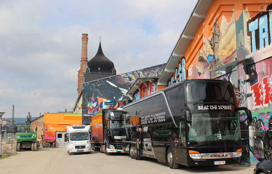 Auf Tour mit Steel Panther 2015