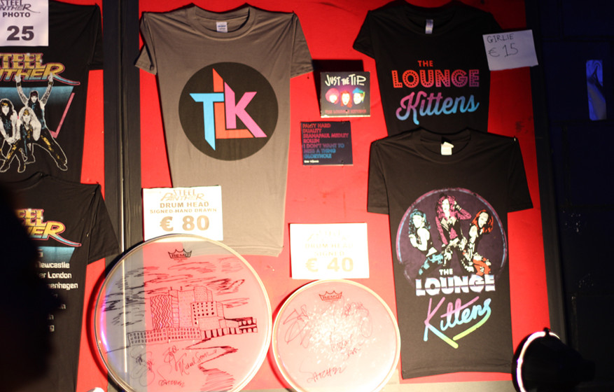 Auf Tour mit Steel Panther 2015